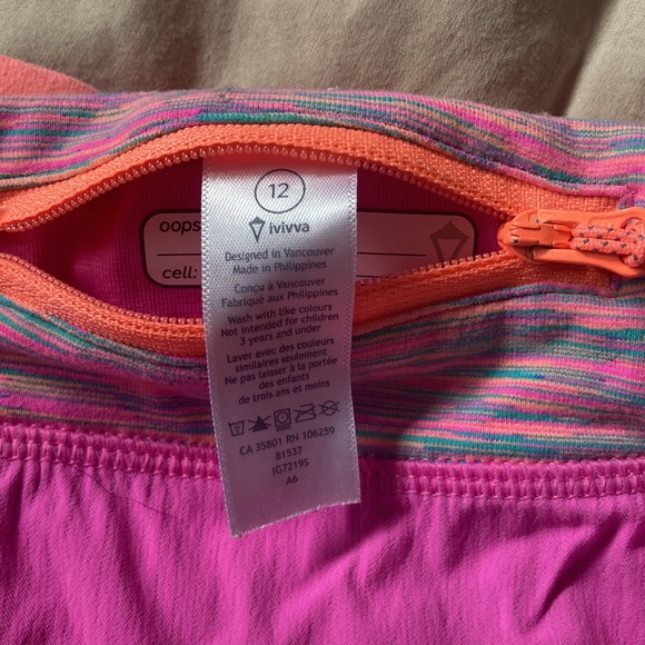 Lululemon iviva shorts - Picture 4 of 7